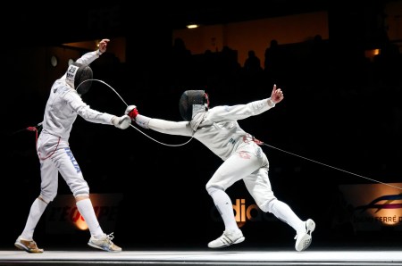C'est, notamment, via l'esthétique de ce sport que Léonore Perrus a d'abord été attirée par l'escrime.